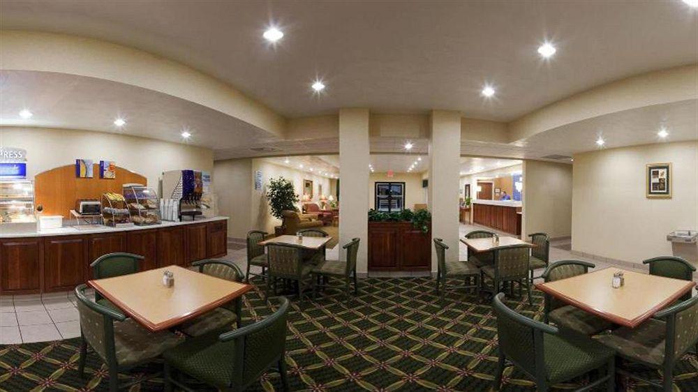 Holiday Inn Express Hotel & Suites Elkins By Ihg Eksteriør billede