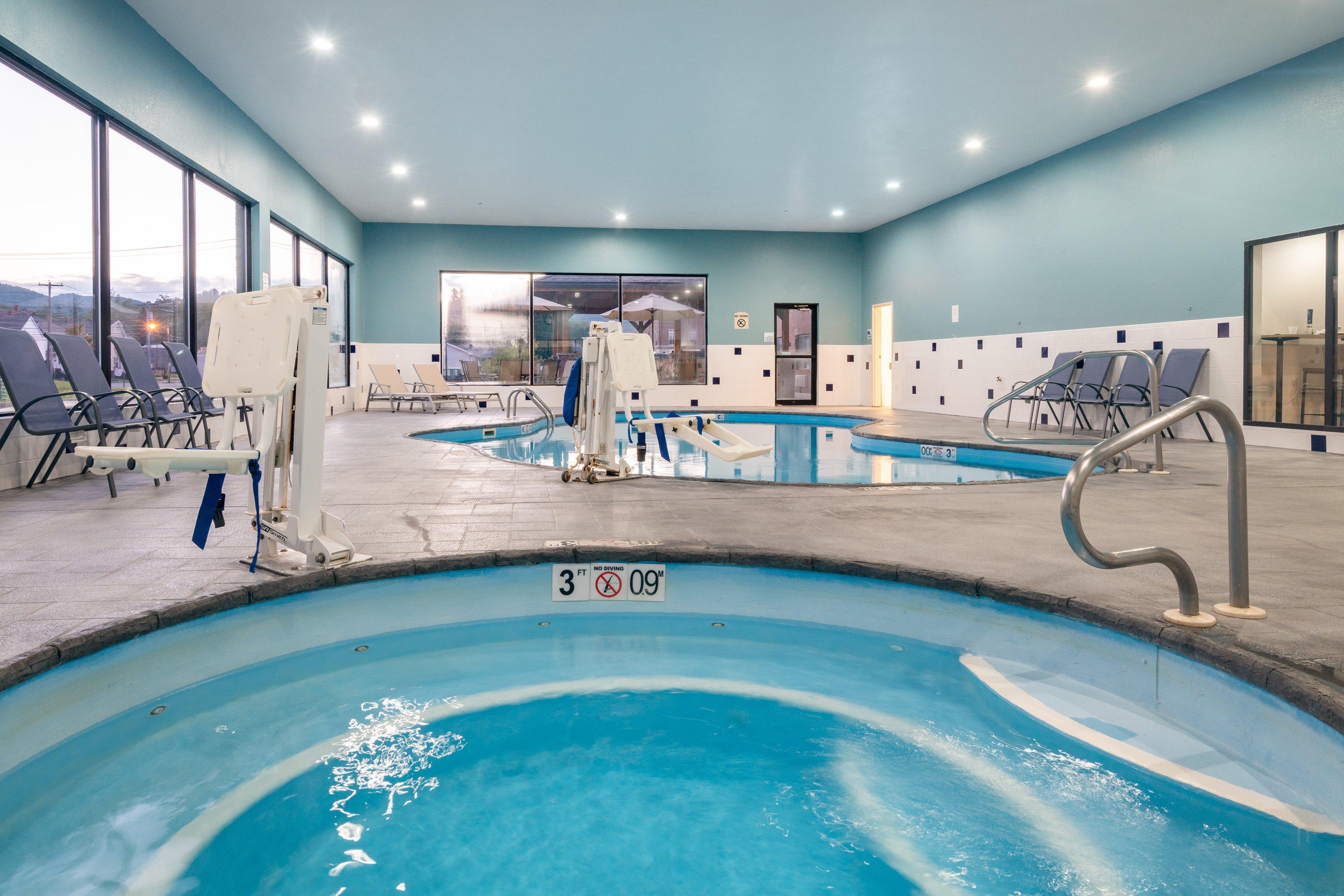 Holiday Inn Express Hotel & Suites Elkins By Ihg Eksteriør billede