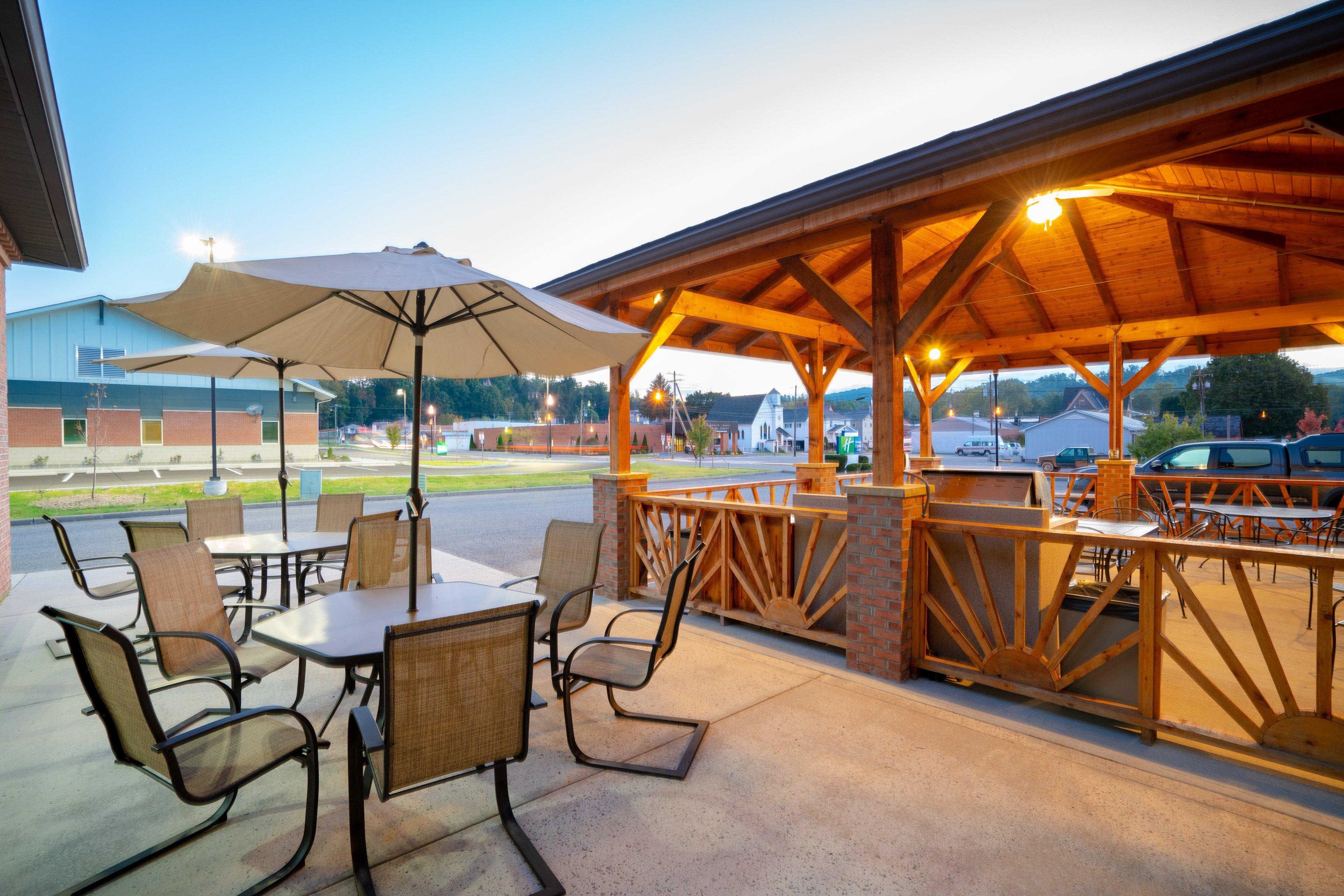 Holiday Inn Express Hotel & Suites Elkins By Ihg Eksteriør billede
