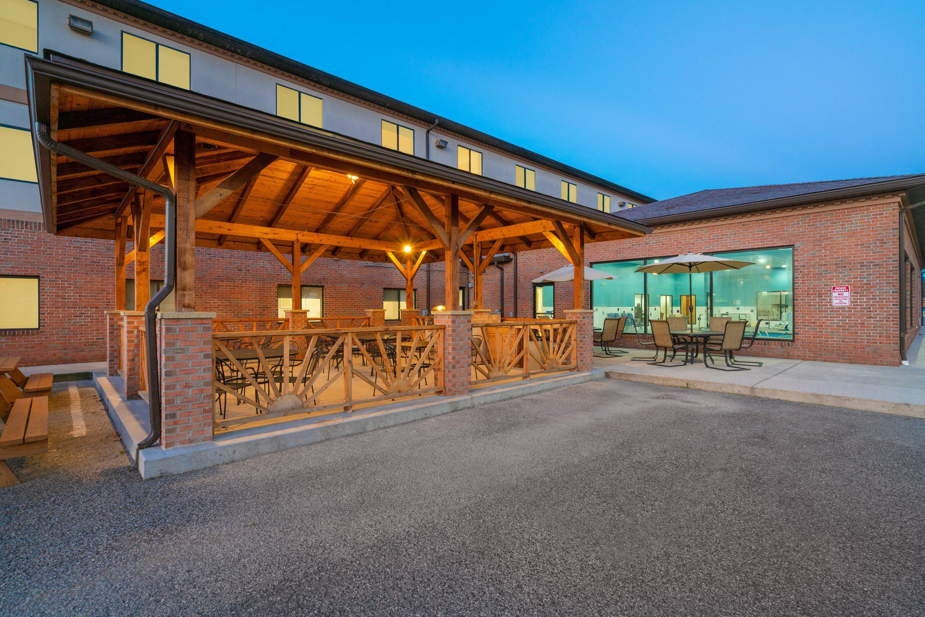 Holiday Inn Express Hotel & Suites Elkins By Ihg Eksteriør billede
