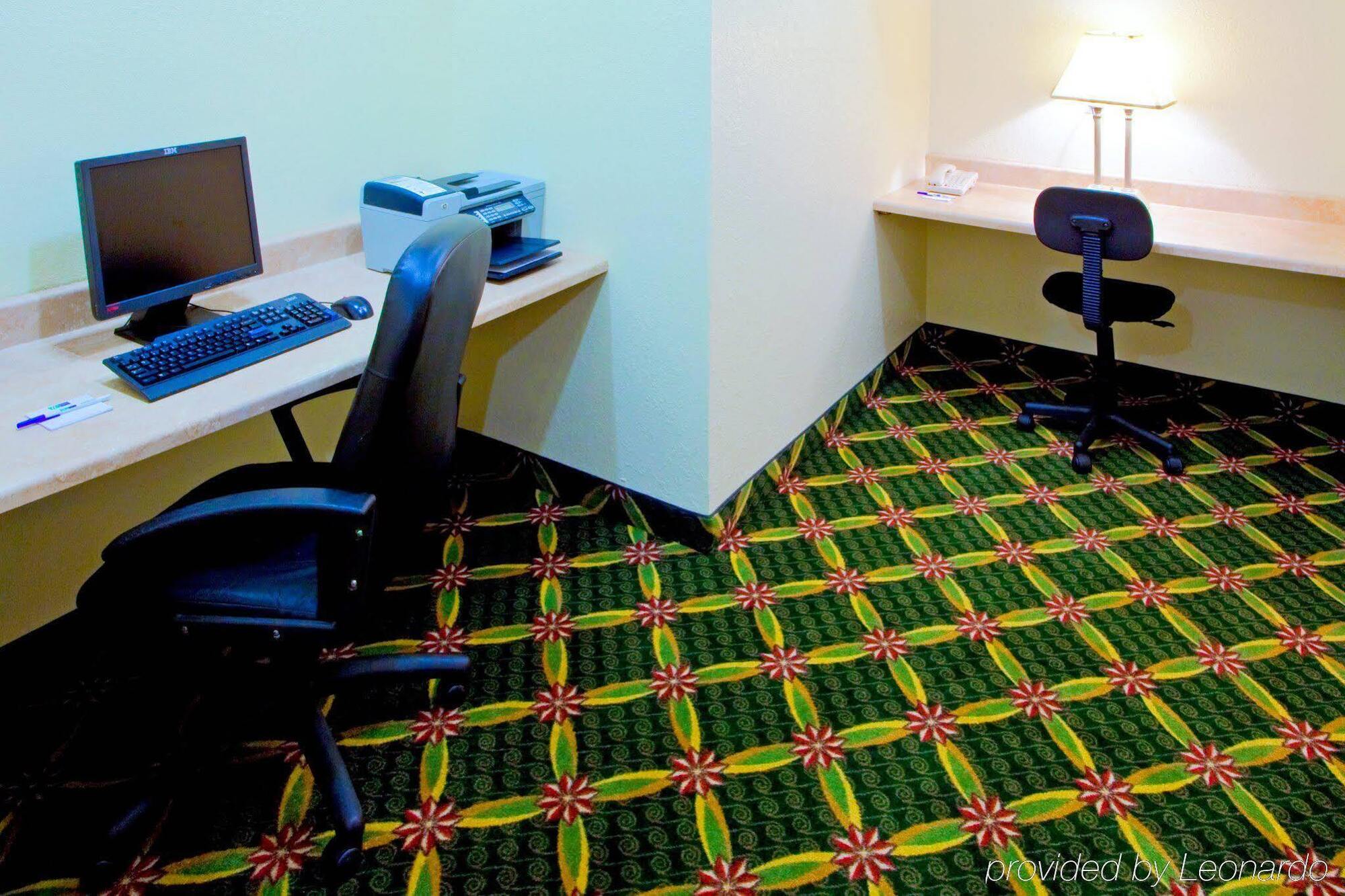 Holiday Inn Express Hotel & Suites Elkins By Ihg Eksteriør billede